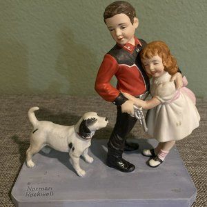 Vintage 1982 Norman Rockwell Museum Porcelain Courageous Hero Figurine 6" Tall.